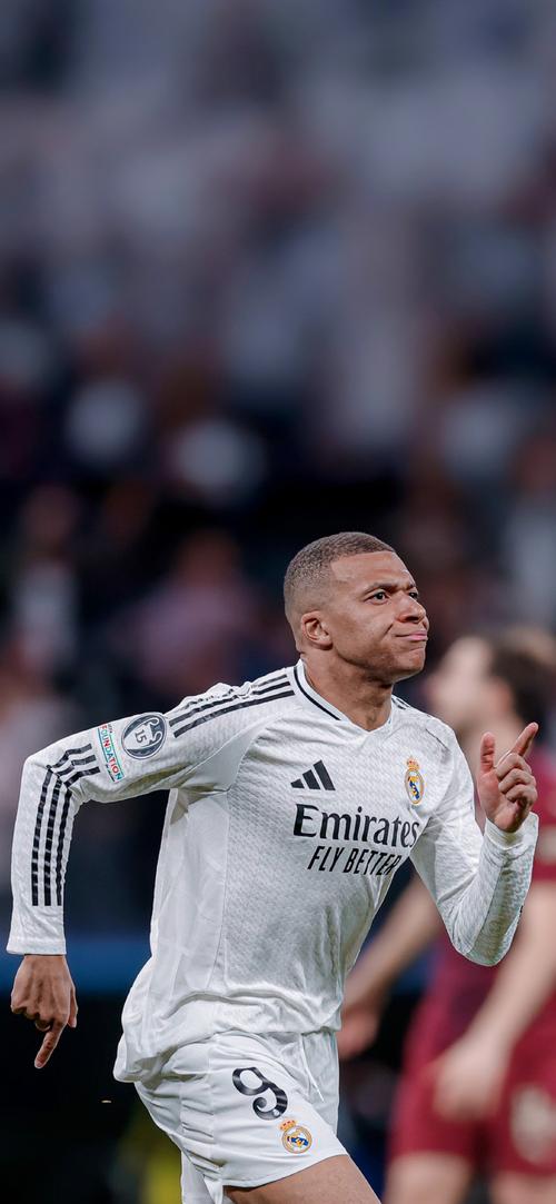 希门尼斯：我们踢了一场好比赛；希望勒诺尔芒能尽快回归（希门尼斯：球队表现出色，盼勒诺尔芒早日复出）