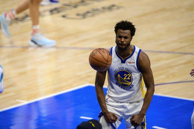 深圳三分如雨（深圳外线雨点般命中）