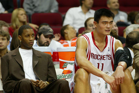 梅西21米巨型雕像已在印度完工，待周六由本人亲自揭幕（印度21米高梅西雕像落成，周六将由梅西亲自揭幕）