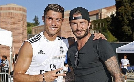 达成新里程碑，梅西职业生涯已直接参与1300粒进球（梅西创生涯新高：职业生涯直接参与进球数达1300）