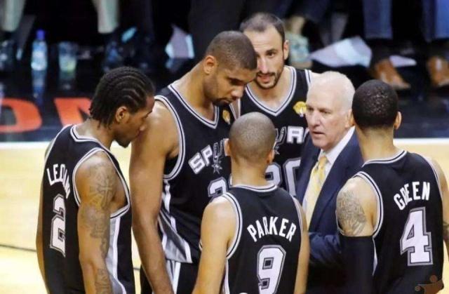 魔术主帅谈生病离场：我感觉头晕目眩，对阵绿军可以正常指挥（魔术主帅谈病退：曾头晕目眩，战凯尔特人照常指挥）