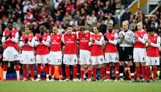 德佬：那不勒斯比去年更强；我喜欢意大利诺这样的教练（德佬：今年的那不勒斯更强；我欣赏像意大利诺这样的主帅）